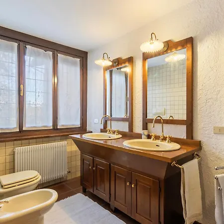 New! Dei Brisi - 350mq Con Ampio Giardino, A 10 Minuti Da Udine Per 7 Persone Martignacco