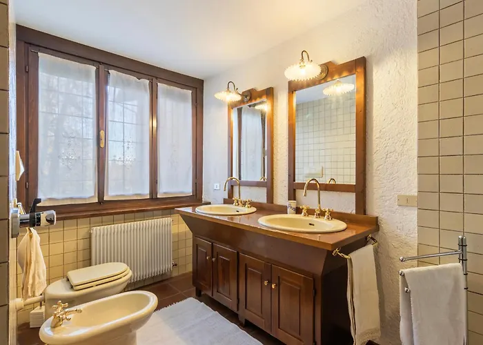 New! Dei Brisi - 350mq Con Ampio Giardino, A 10 Minuti Da Udine Per 7 Persone Martignacco